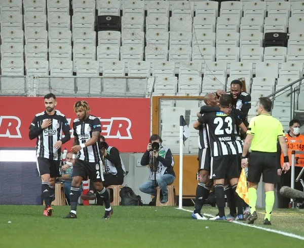 Kartal şampiyonluğa kanatlandı | Beşiktaş 7-0 Hatayspor (MAÇ SONUCU - ÖZET) - 5