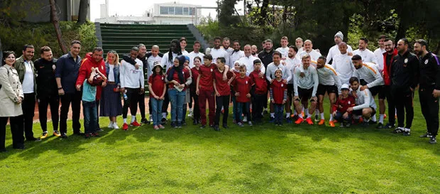 Galatasaray, Akhisarspor maçı hazırlıklarına başladı - 1