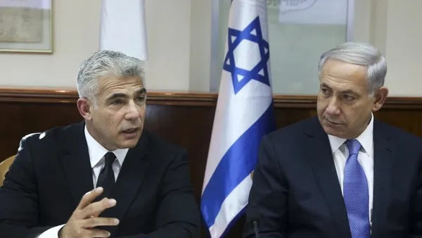 İşgalci İsrail’de kılıçlar kınından çekildi! Ana muhalefet lideri Lapid’den katil Netanyahu’ya salvo