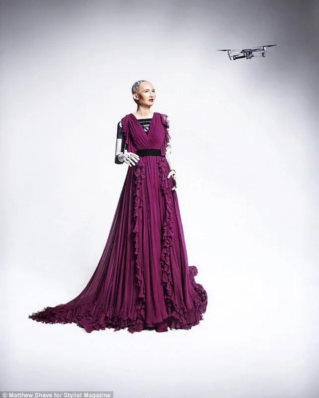 Robot Sophia kimdir, hangi ülkenin? Robot Sophia özellikleri neler, kaç yılında yapıldı?
