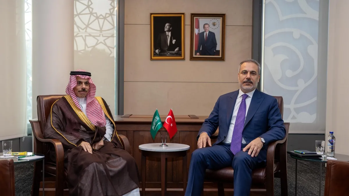 Dışişleri Bakanı Fidan, Suudi mevkidaşı Al Suud ile görüştü