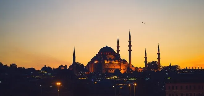 2024 İstanbul Ramazan İmsakiyesi: Mersin, İzmir İftar ve Sahur Saatleri!