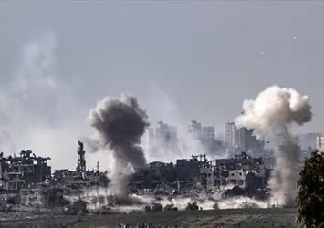 İsrail'in Gazze'ye saldırılarında en az 15 Filistinli hayatını kaybetti