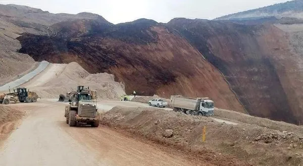 Erzincan’da maden faciasında heyelan | Bakan Yerlikaya son durumu açıkladı