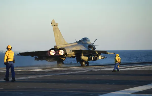 Yunanistan Fransa'nın eskimiş savaş jetlerine servet ödedi! - 2