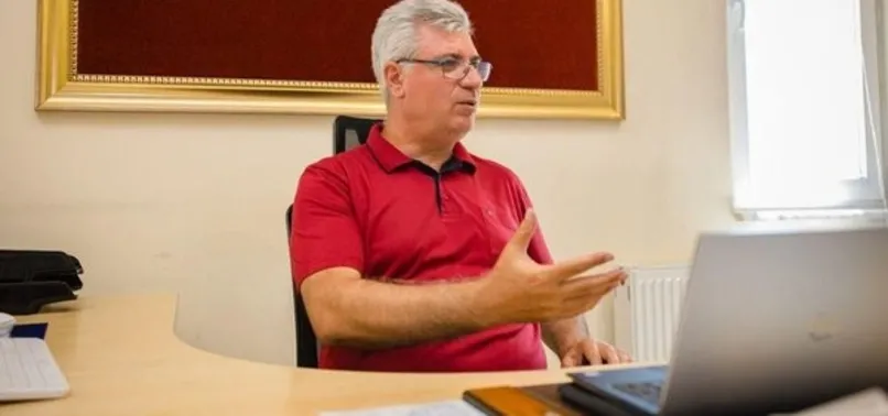 Prof. Dr. Fikrettin Şahin'in 47 yıllık örnek başarı öyküsü! Ödülünü Başkan Erdoğan'ın elinden almıştı!