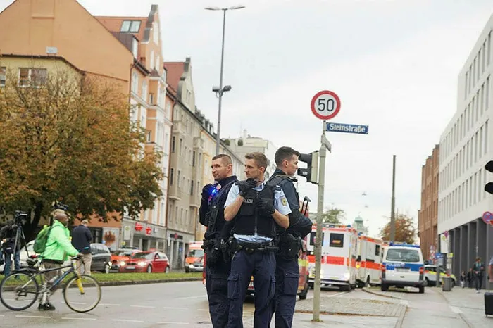 Münih’te bıçaklı saldırı