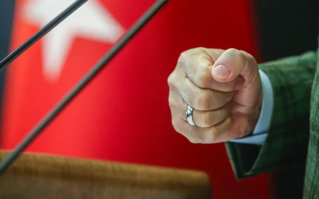 dolar-silahi-nasil-terse-dondu-doviz-kuru-daha-da-gerileyecek-mi-2023e-dogru-ekonomi-alaninda-baska-hangi-adimlar-atilacak-1640254844092.jpg Dolar silahı nasıl terse döndü? Döviz kuru daha da gerileyecek mi? 2023'e doğru ekonomi alanında başka hangi adımlar atılacak? - 2