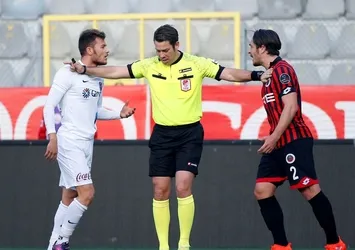 Trabzonspor hakem kurbanı oldu