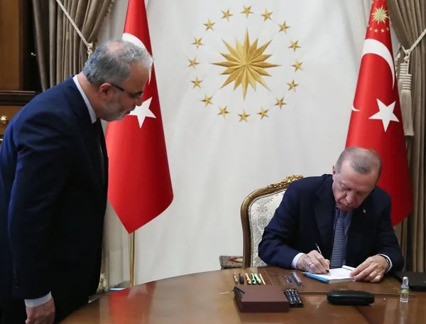 baskan-erdogandan-turkiye-diyanet-vakfina-kurban-bagisi-1657206650680.jpg Başkan Erdoğan'dan Türkiye Diyanet Vakfına kurban bağışı - 1