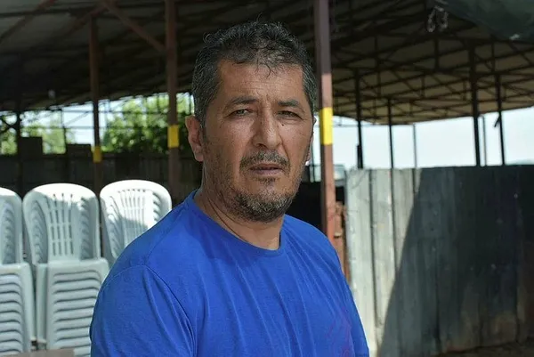 1688471261289.jpeg İzmir'deki makas katliamında yeni detay! Olay yerine geldi ardından hiçbir şey yokmuş gibi... - 4