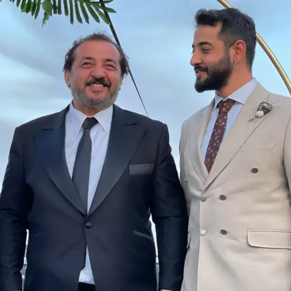 Şef Mehmet Yalçınkaya oğlunu evlendirdi! Köçeklerle göbek attı