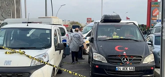 Gebze'de park halinde bulunan minibüste 1 kişi ölü bulundu