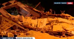 A Haber yıkılan binanın enkazı önünden aktardı!