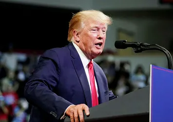 Trump'tan LGBT'li sapkınlarla ilgili dikkat çeken çıkış: Sadece iki cinsiyet vardır! Erkek ve kadın