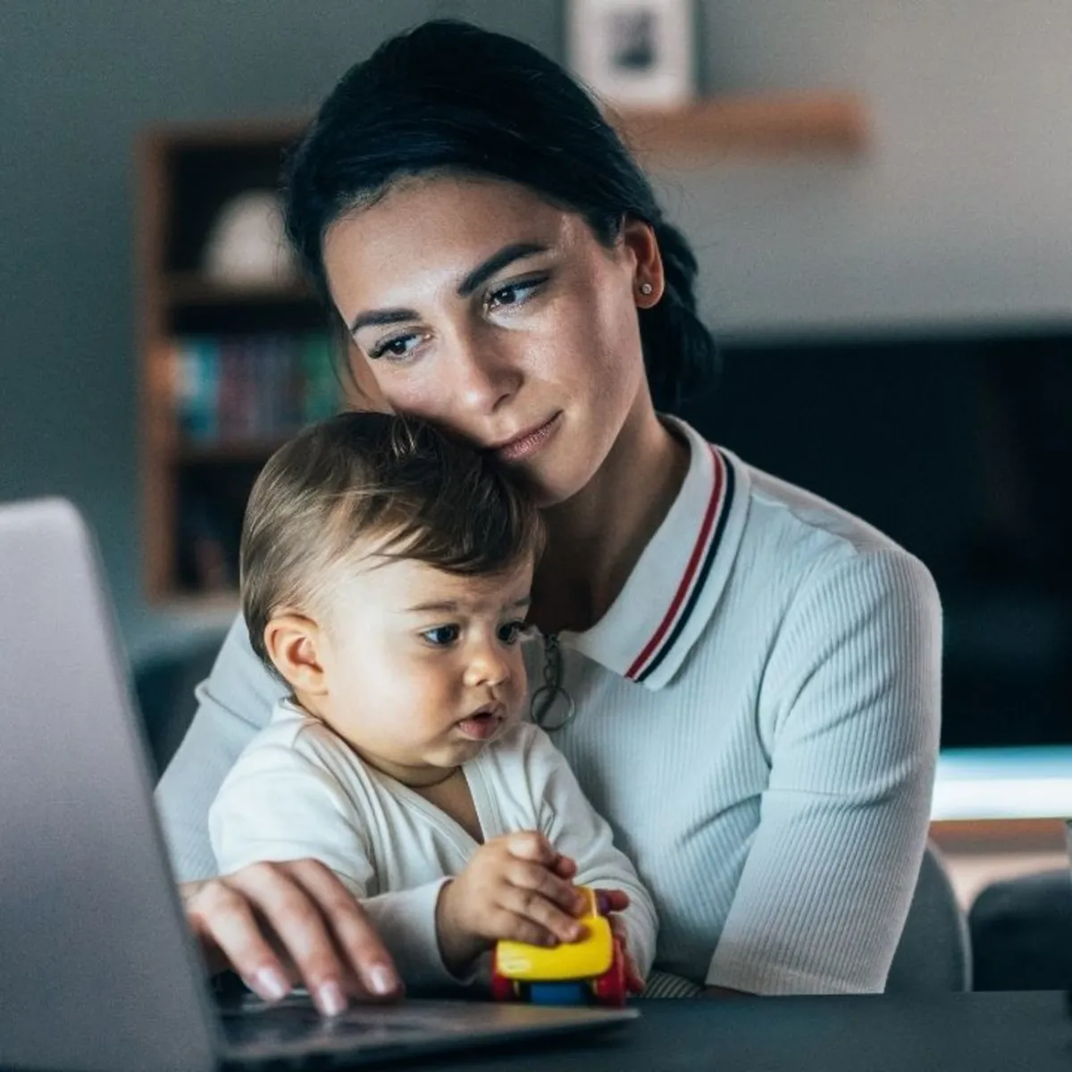 Kadınlara hem kariyer hem annelik desteği: İzin 24 hafta, en az 123 bin TL!