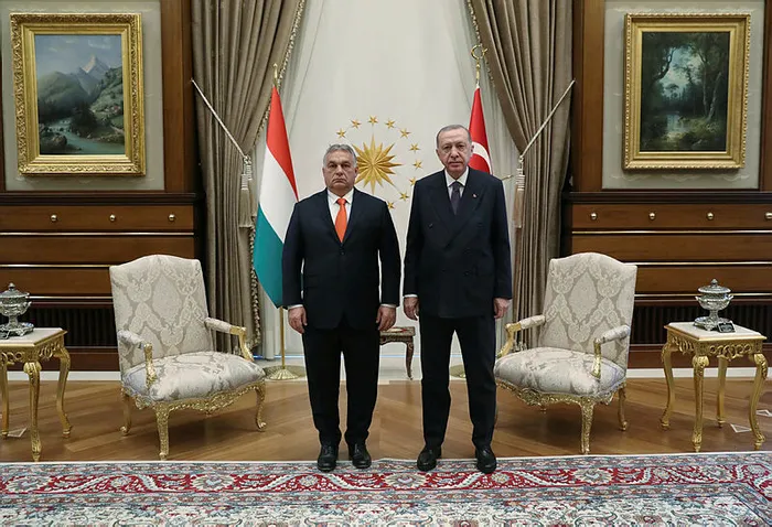 Macaristan Başbakanı Viktor Orban Türkiye'ye ait tarihi eserleri Başkan Erdoğan'a iade etti - 8