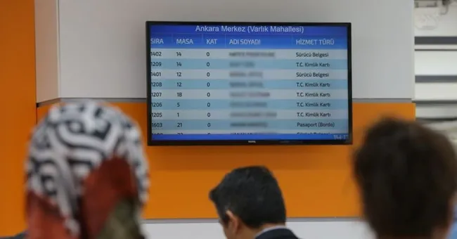 Kimlik ve ehliyet birleşiyor! Pazartesi başlıyor ücretsiz olacak