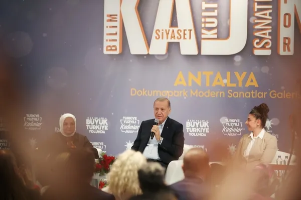 Başkan Erdoğan’dan Antalya’da seçim açıklaması: 4-5 aylık dönemde yoğun bir çalışma yapacağız