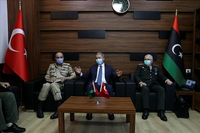 Son dakika: Milli Savunma Bakanı Akar Libya'da! Başbakan Dibeybe ile görüştü - 4