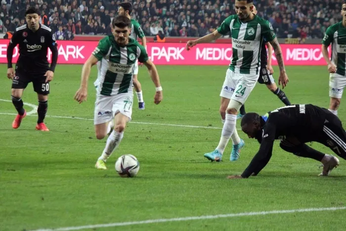 Giresunspor ile Beşiktaş puanları paylaştı MAÇ SONUCU ÖZET: 0-0