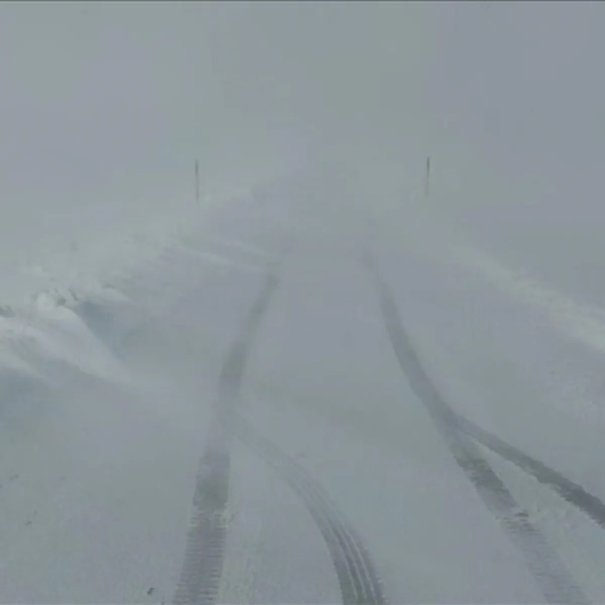 Kars Kağızman-Ağrı kara yoluna dikkat! Trafiğe kapatıldı