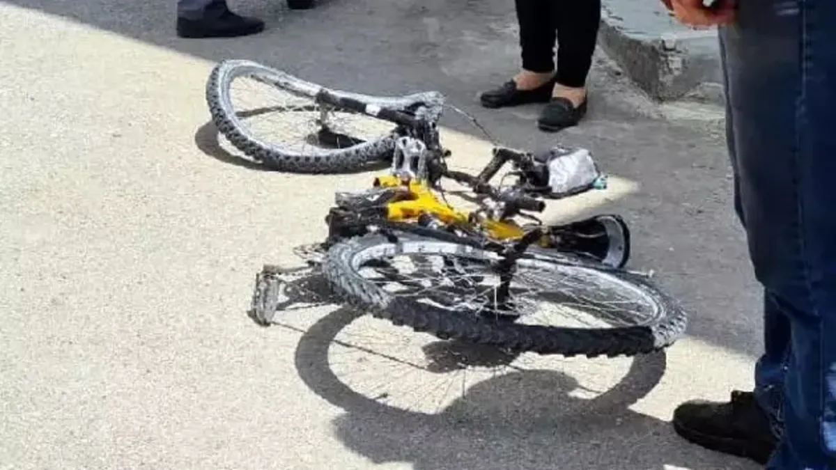 Konya'da bir çocuğa bisiklet sürerken otomobil çarptı