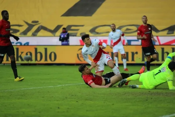 Gaziantep'te sessiz maç! Gaziantep FK 0-0 Antalyaspor (MAÇ SONUCU-ÖZET) - 2
