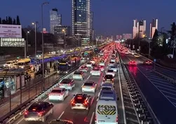 İstanbul'da trafik kilit! Yoğunluk yüzde 90'a yaklaştı | Detaylar A Haber'de