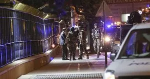 Altı kurşuna rağmen darbecileri püskürttü