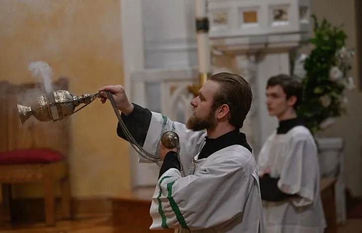 Francis’in tahtına kim oturacak? Gizli kapılar ardında papalık savaşları! İşte Vatikan’ın dünya siyasetinde bilinmeyen etkisi