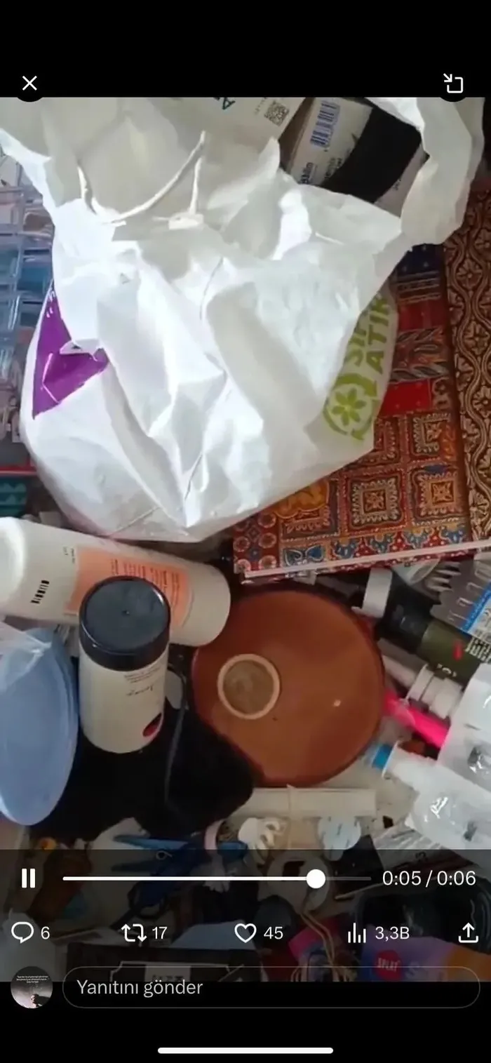 istanbuldaki-ogrenci-yurdunda-skandal-goruntuler-iki-mudur-gorevden-alindi-1758276590073.jpeg Cevizlibağ Atatürk KYK Kız Öğrenci Yurdu’nda skandal görüntü