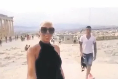 DUSKO TOSİC'İN EŞİ JELENA KARLEUSA'NIN İHANET GÖRÜNTÜLERİ ORTAYA ÇIKTI!