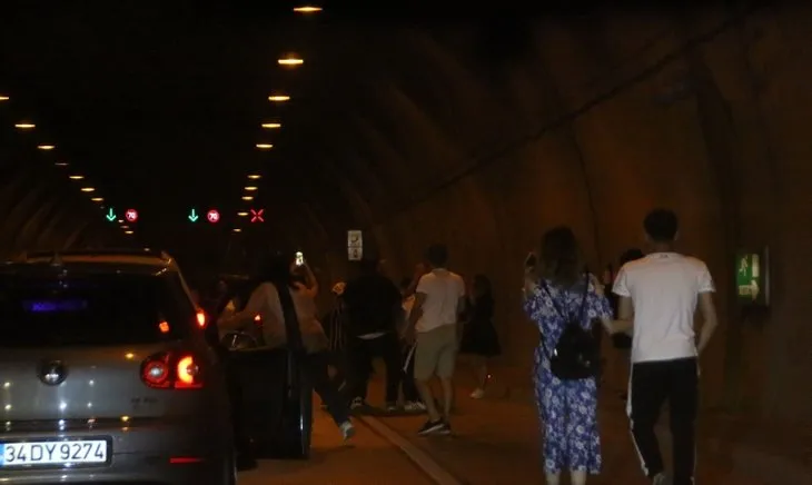 Kağıthane’deki asker uğurlamasında tünel kapatıldı