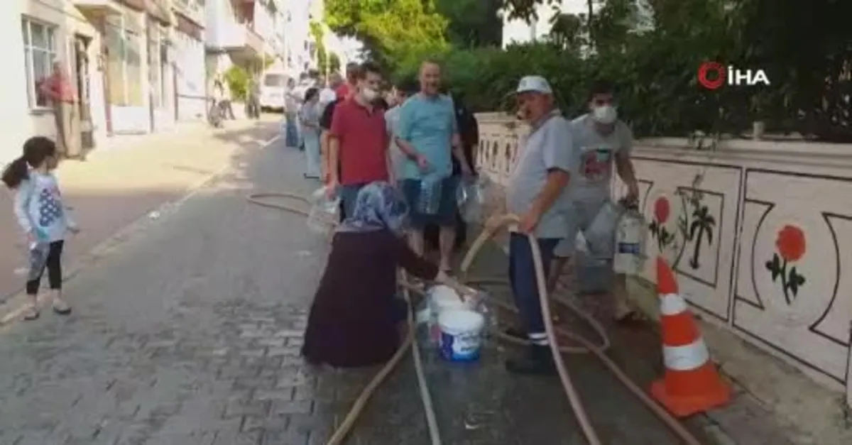 CHP'li Çorlu Belediyesi vatandaşı isyan ettirdi! Vatandaş bidon ile su kuyruğuna girdi
