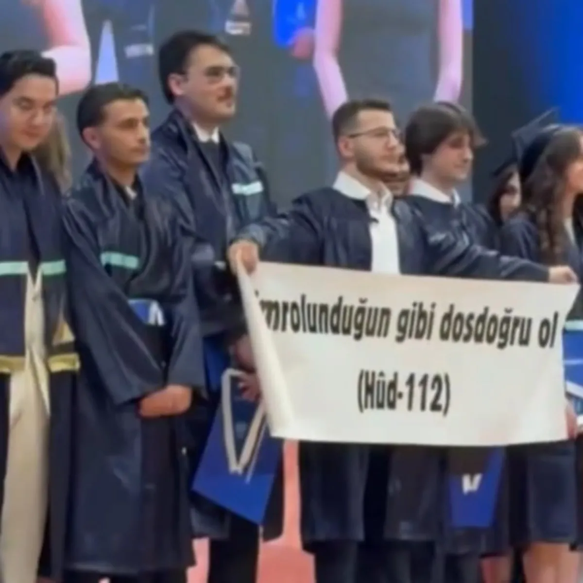 Yeditepe Üniversitesi'nde pankart tartışması