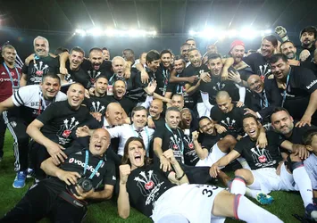 Beşiktaş para basacak