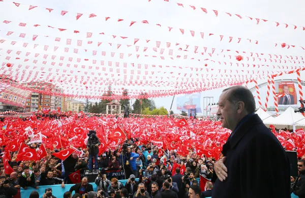 Kararsız seçmenlerin yönü AK Parti! İşte anketlerden gelen dikkat çeken sonuçlar - 4