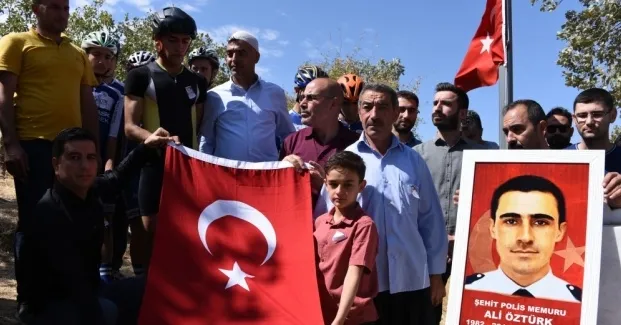 Diyarbakır'da hendekleri kapatan polis memuru Ali Öztürk'ü şehit eden terörist yakalandı - 1