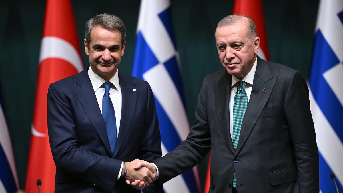 Erdoğan-Miçotakis zirvesi Atina'da nasıl yankı buldu? Teröristler iade edilecek mi?