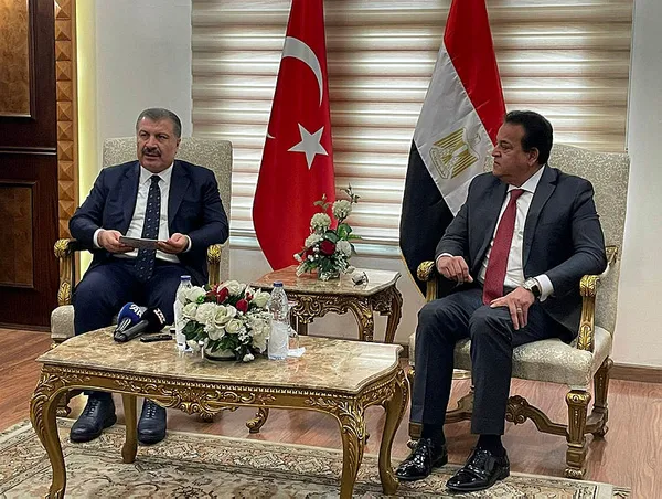 Gazze’ye yardım eli! Sağlık Bakanı Koca açıklama yaptı: 26 Gazzeli hasta ile 13 refakatçisi Türkiye’ye getirildi