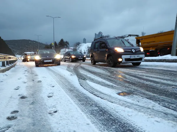 Meteoroloji'den İstanbul için flaş uyarı! İstanbul'a kar yağışı devam edecek mi? - 9