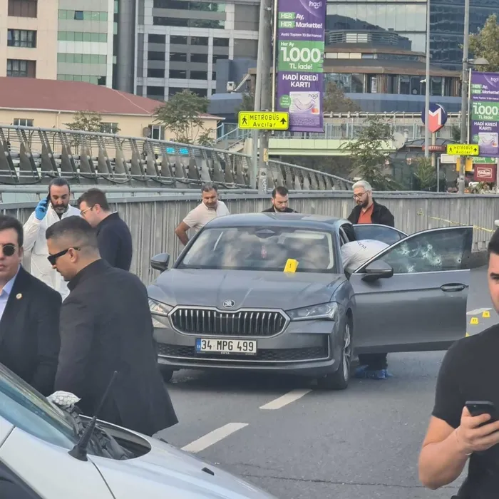 Avukat Serdar Öktem’e düzenlenen suikast kamerada! Dörtlüleri yakarak yanaştılar