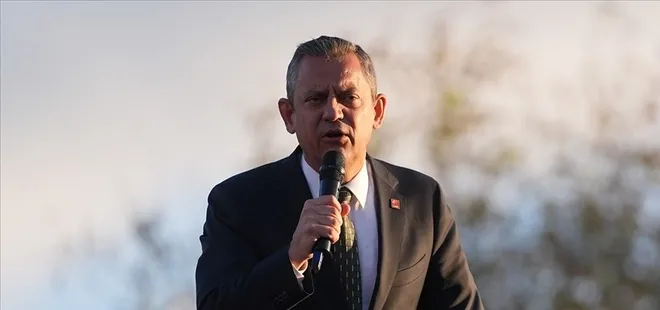 Başkan Erdoğan’ı hedef alan Özgür Özel’e peş peşe tepki