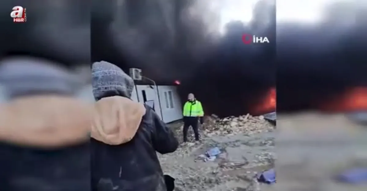 Arnavutköy'de şantiyede yangın paniği