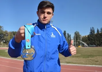 9 ay önce piste çıktı şimdiden 3 rekor kırdı!