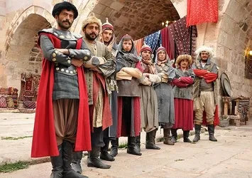 Türk tarihini '60 dakikaya' sığdıracaklar