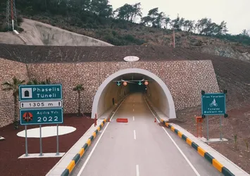 Antalya'ya dev hizmet! Phaselis Tüneli'nin açılışını Başkan Erdoğan yaptı! Yılda 20 milyon TL kasada kalacak