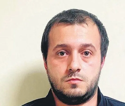 samuray-kiliciyla-can-goktug-boz-tarafindan-oldurulen-basak-cengiz-cinayeti-davasinda-2-durusma-basladi-1648198738179.jpg Samuray kılıcıyla Can Göktuğ Boz tarafından öldürülen Başak Cengiz cinayeti davasının ardından acılı aile konuştu - 6