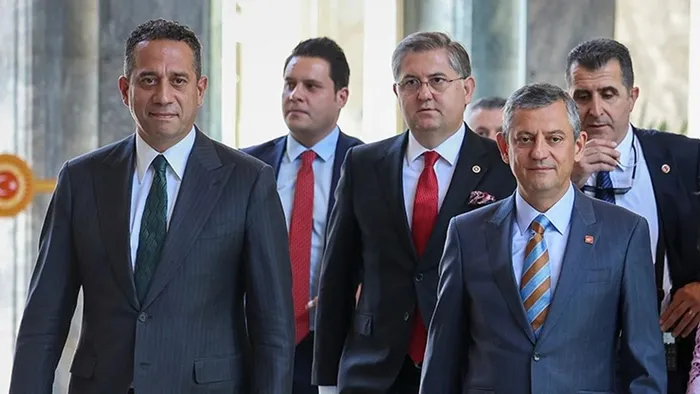 Kirli rüşvet skandalı CHP Genel Merkezi’nde: Rüşvet tarifesi 1 milyon dolardan başlıyor